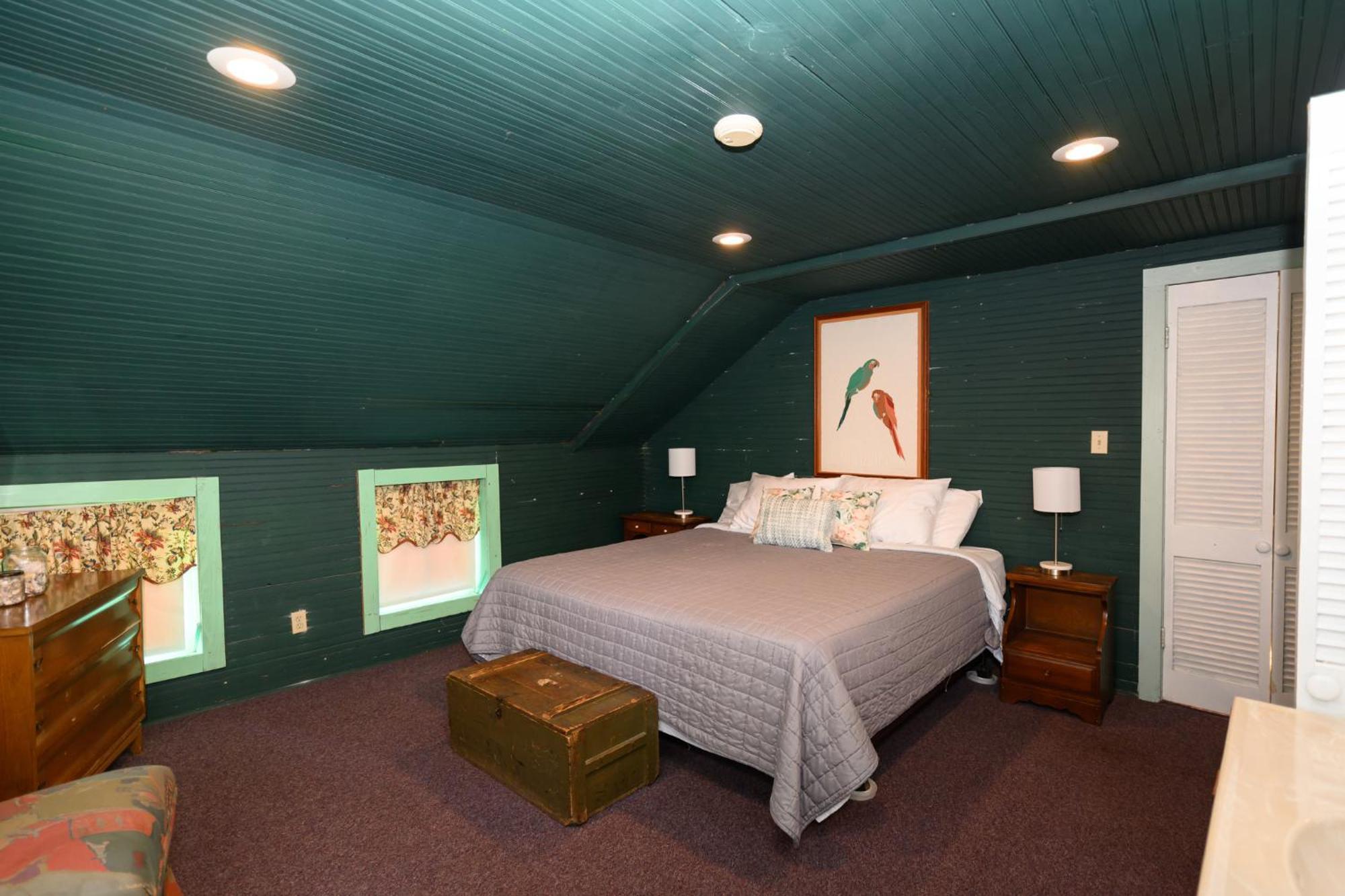 Turn On Inn Lake Village Room photo